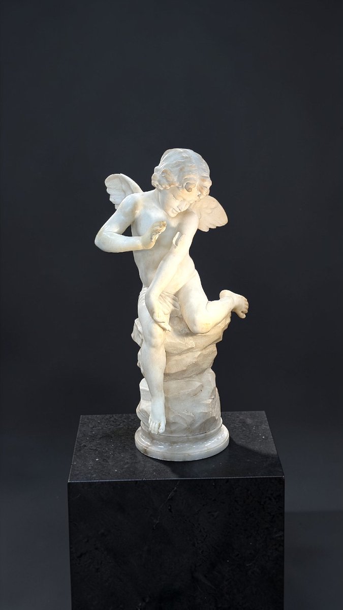 Statua giovane putto che gioca con una Farfalla in Marmo -photo-7