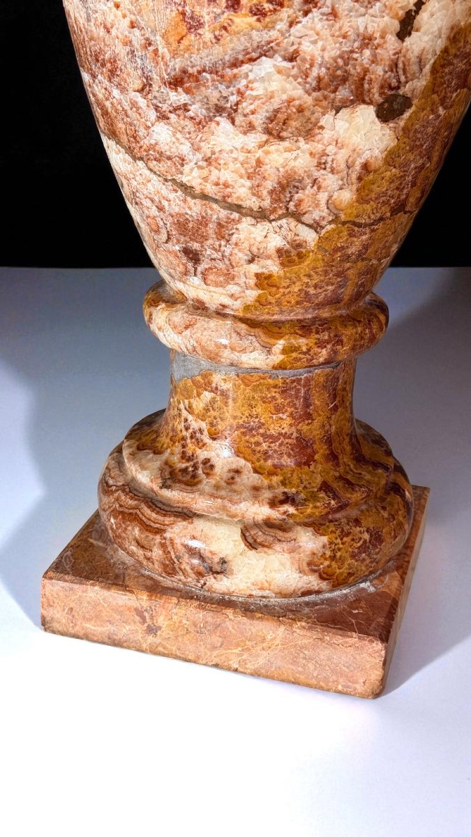 Vasi in Marmo Rosso -photo-1