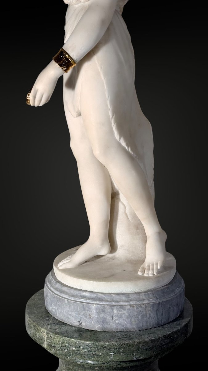 Statua Erigonne con grappolo d'uva", scolpita nel Marmo bianco di Carrara-photo-5