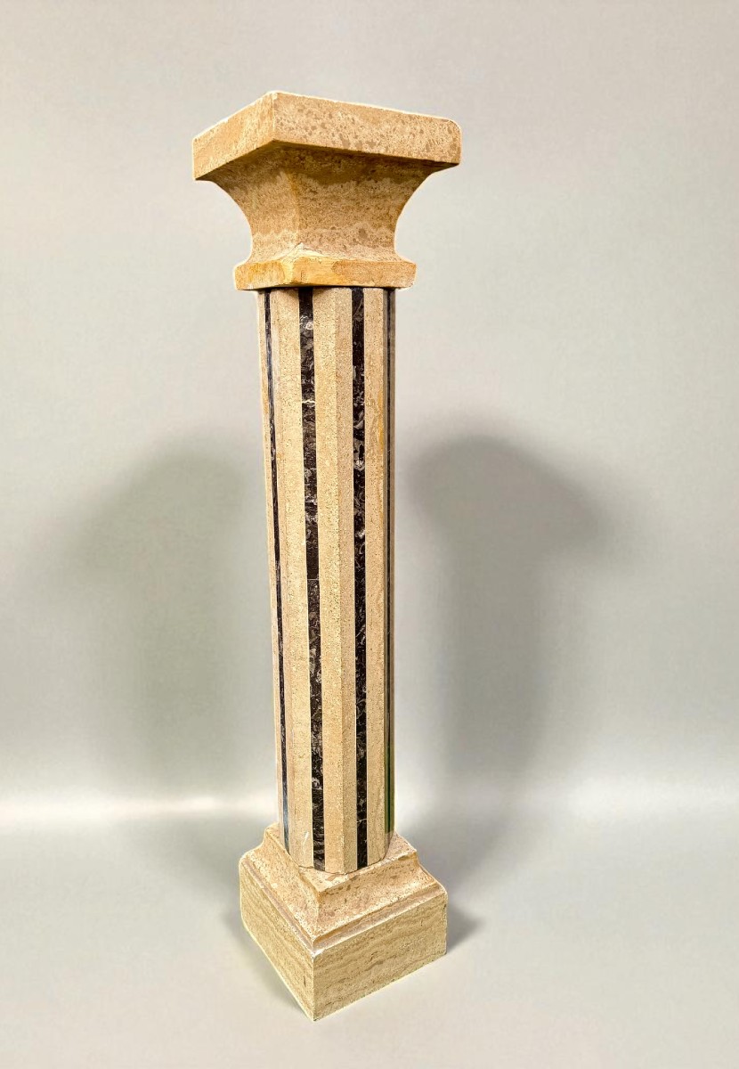 Colonna in Marmo Travertino e Marmo Nero 