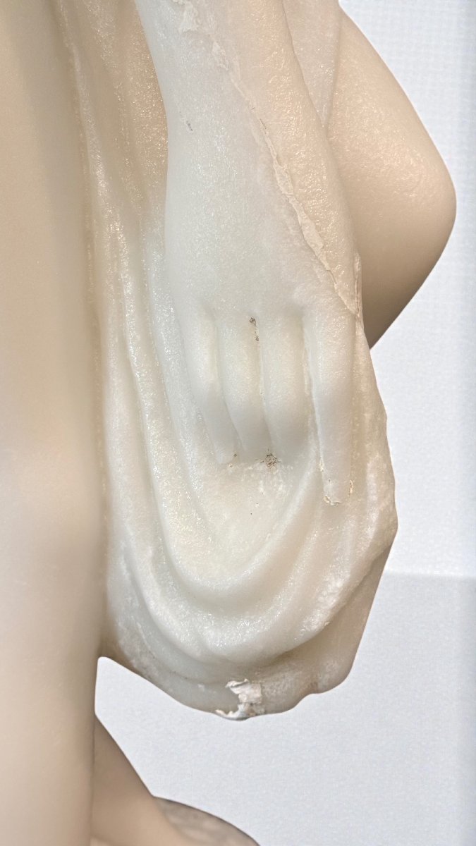 Statua raffigurante una Bagnante nuda, Marmo -photo-3