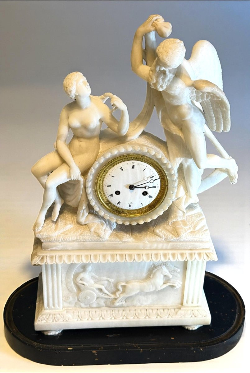 Orologio neoclassico decorato con sculture mitologiche in marmo-photo-3