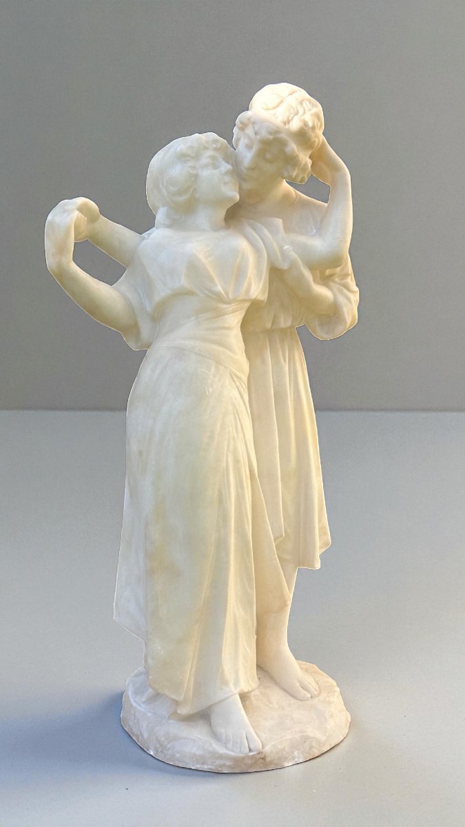 Gruppo scultoreo raffigurante due bambini danzanti Marmo -photo-4