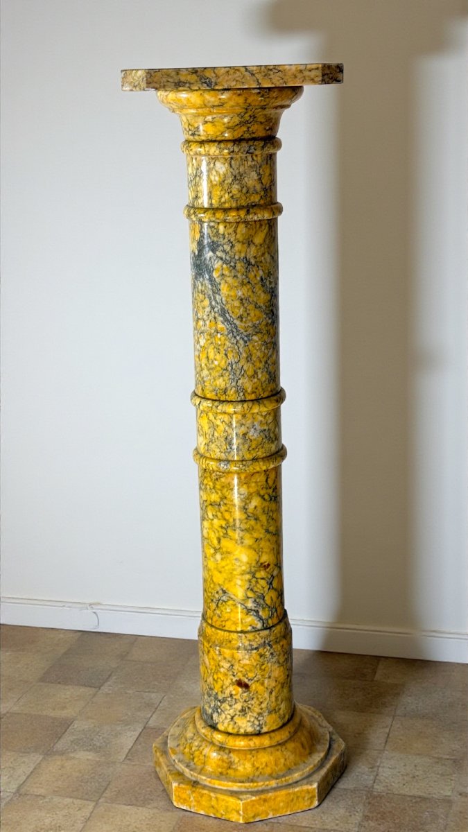 Capitello in Marmo Giallo Arabescato -photo-2