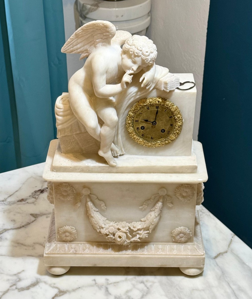 Orologio francese in alabastro con angelo