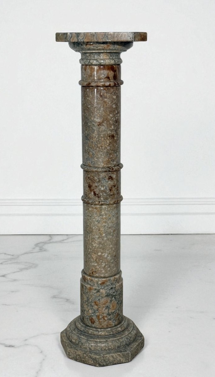 Colonna in Marmo Brecciato