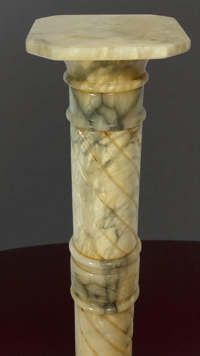 Colonna in Marmo Giallo Arabescato -photo-1