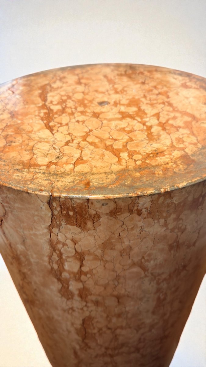 Coppia di Monumentali Capitelli in Marmo Rosso Verona e Marmo Travertino -photo-6