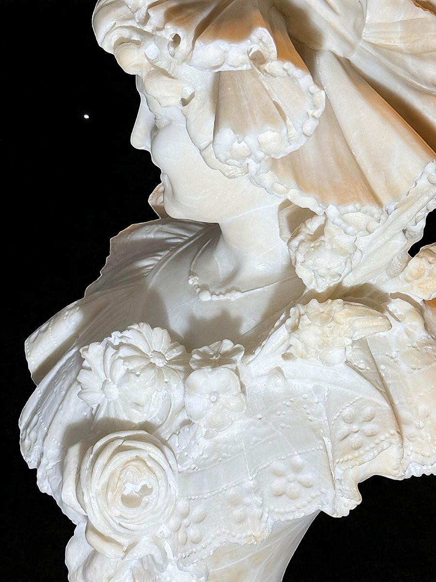 Busto giovane fanciulla sorridente con Cappello e dedica d'amore sul retro, Marmo -photo-2