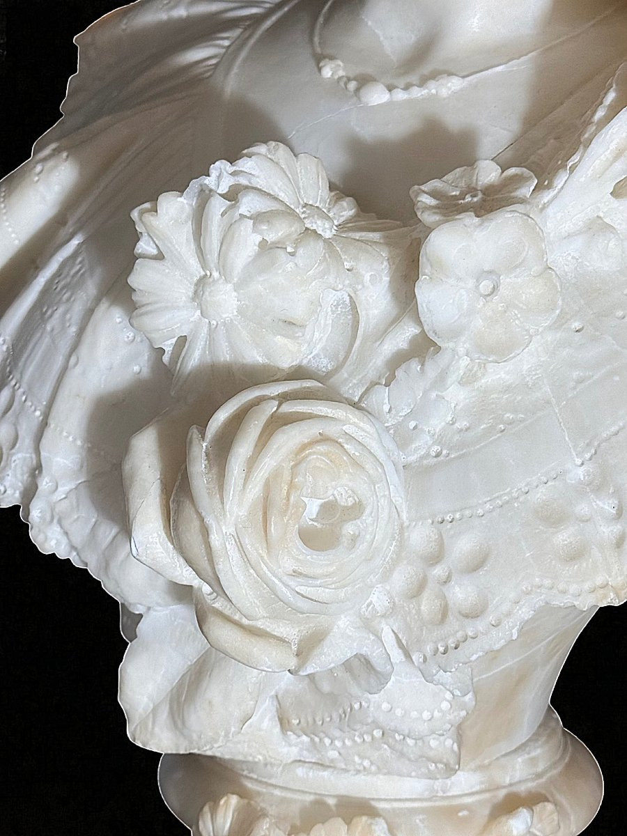 Busto giovane fanciulla sorridente con Cappello e dedica d'amore sul retro, Marmo -photo-3