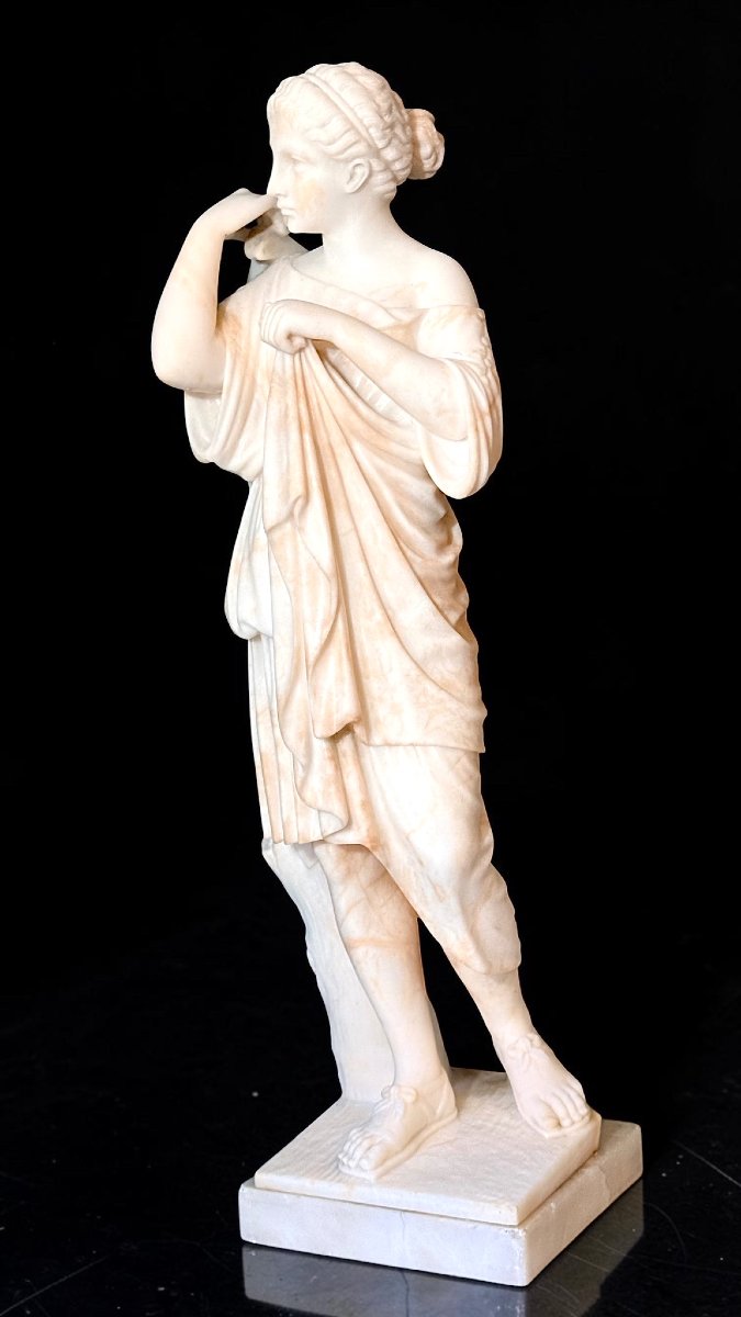 Statua raffigurante Diana di Gabi in Marmo -photo-3
