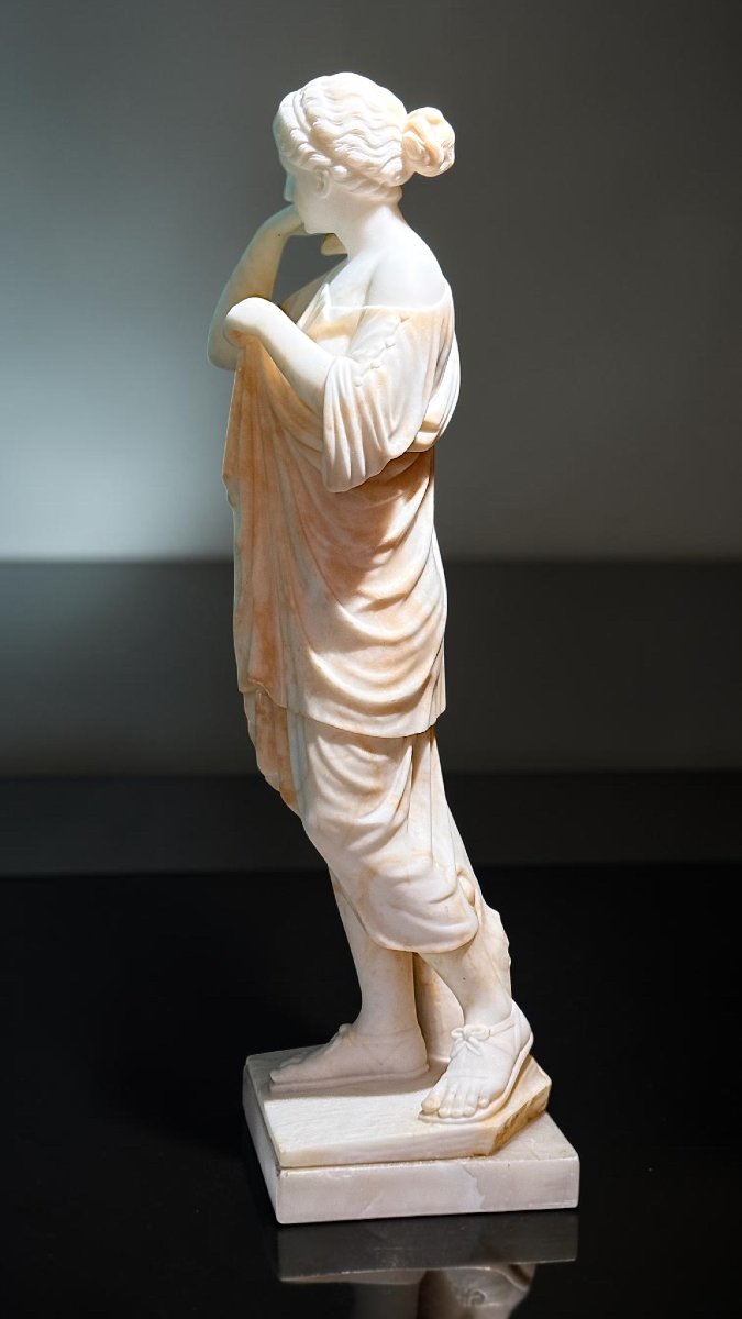 Statua raffigurante Diana di Gabi in Marmo -photo-4