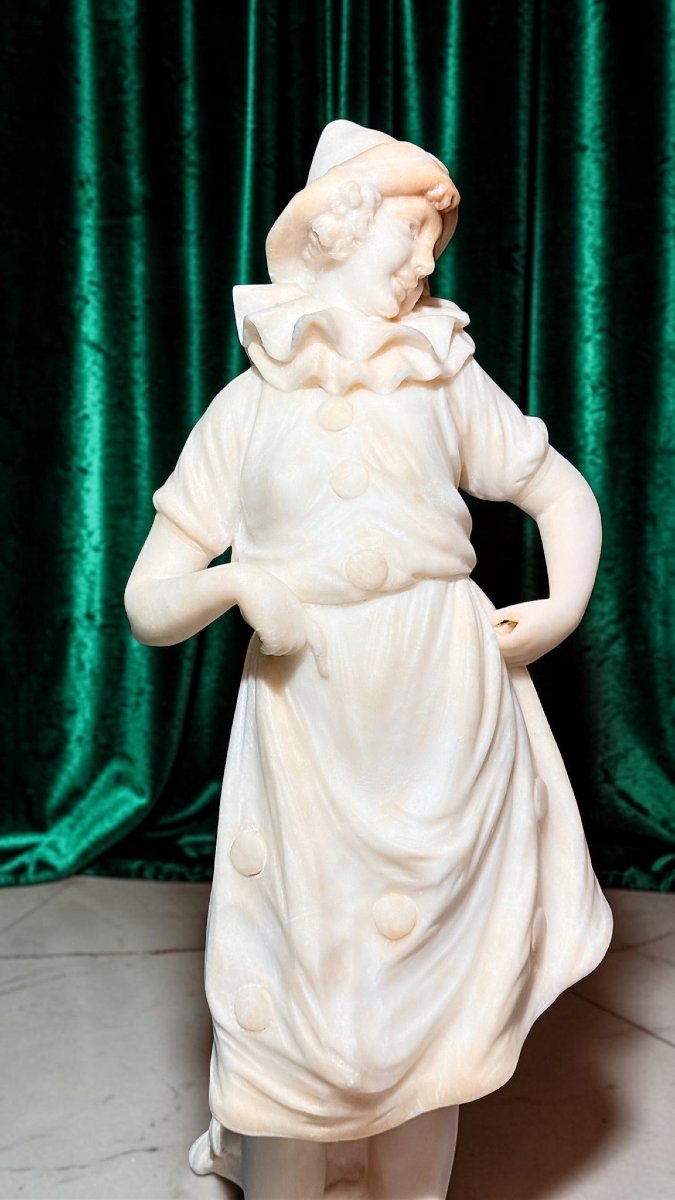 Statua raffigurante Colombina in Marmo Bianco di Carrara -photo-3