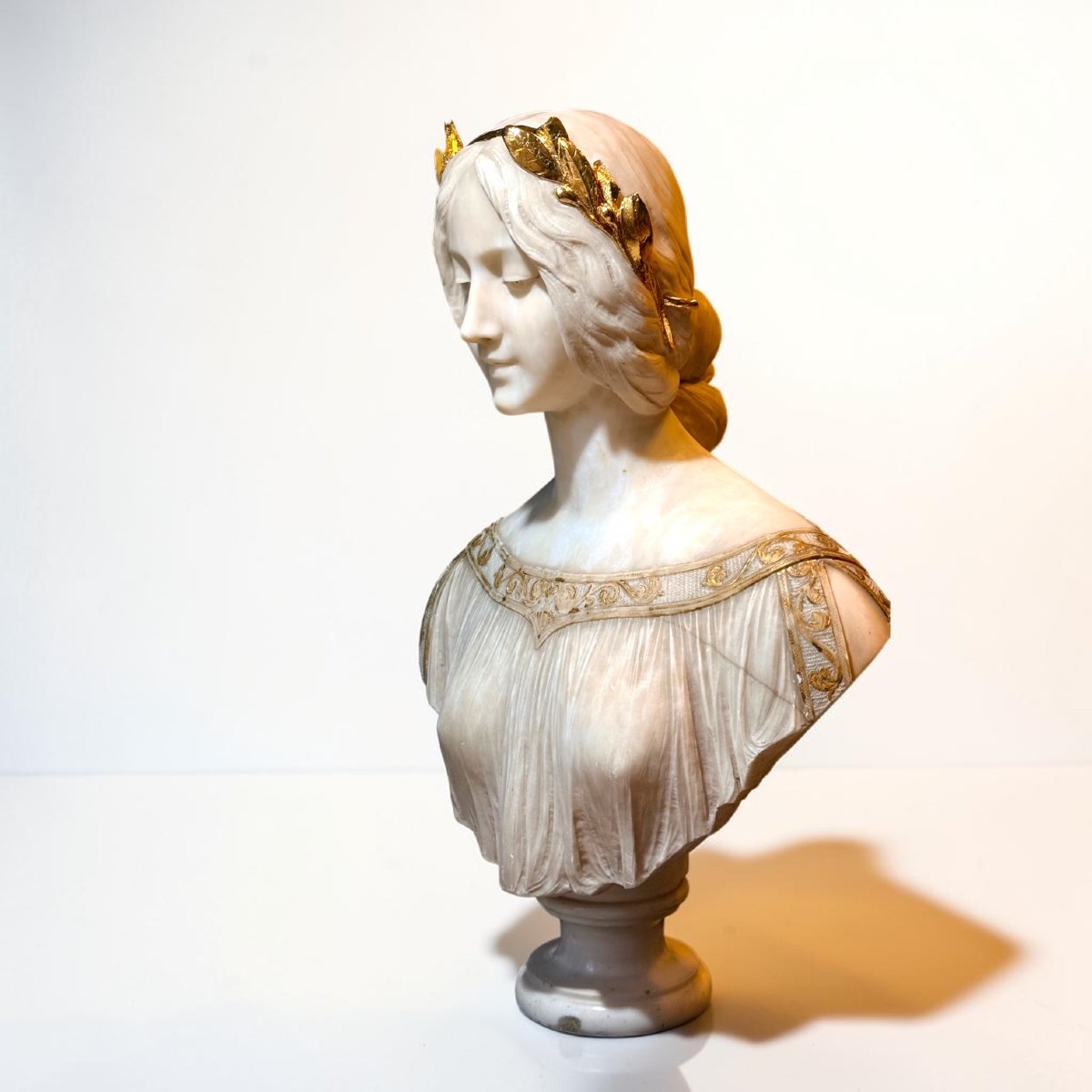 Busto giovane fanciulla, dea Greca con una corona d'oro in testa, Marmo -photo-6