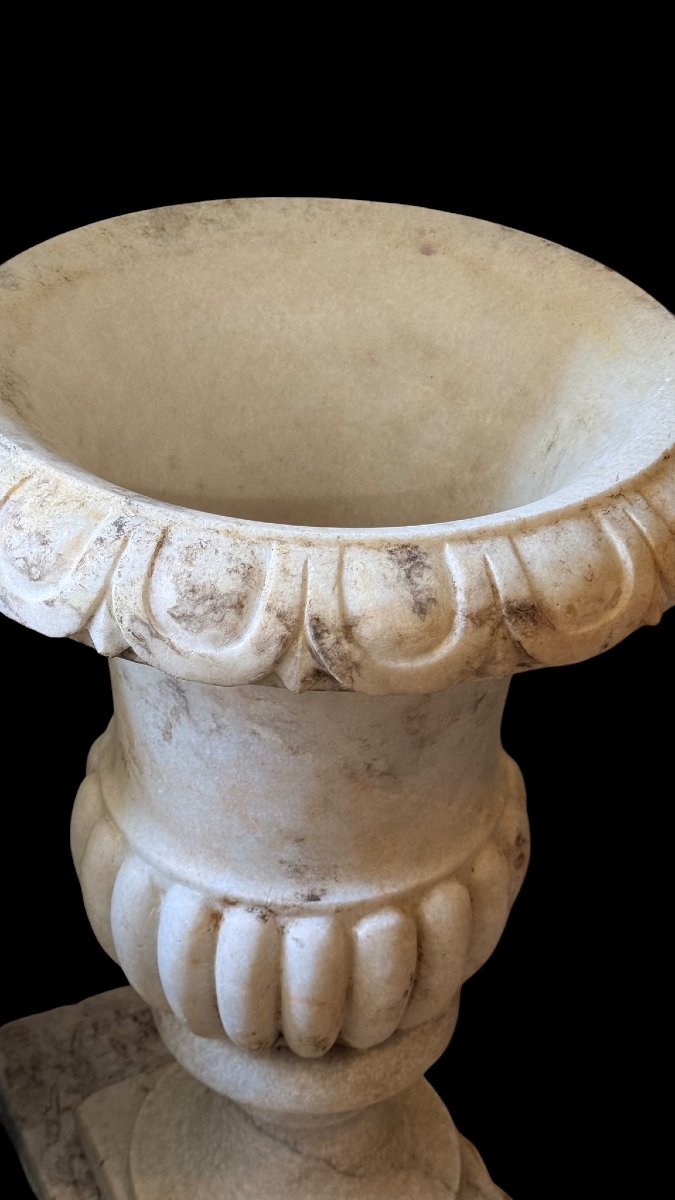 Coppia di Vasi Medicei in Marmo Bianco statuario di Carrara -photo-6