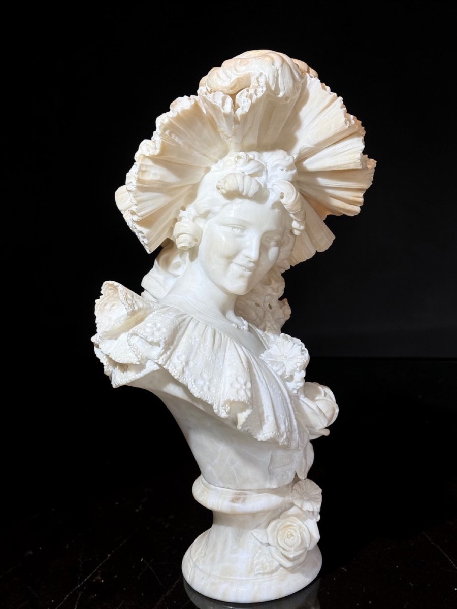 Busto raffigurante una giovane fanciulla con dedica d'amore sul retro, Marmo -photo-5