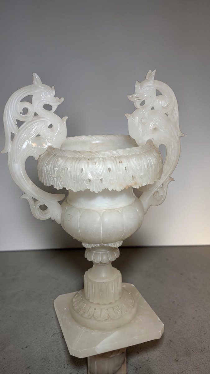 Vaso Monumentale sorretto dalla sua colonna adornata Marmo -photo-6