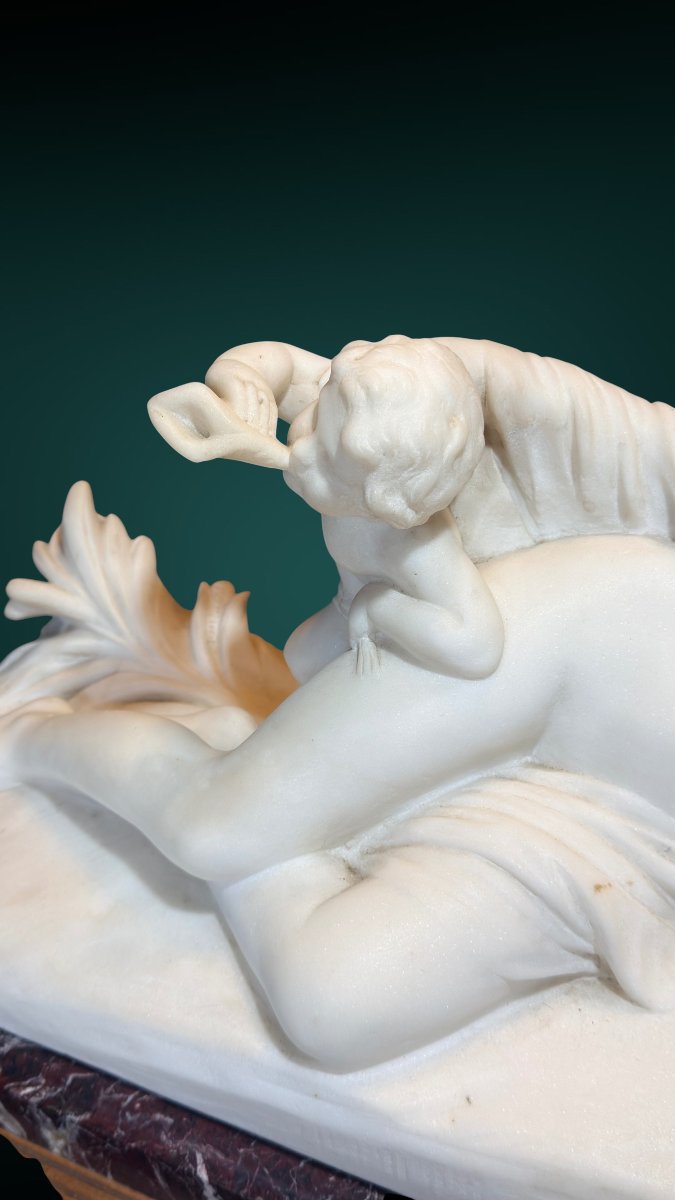 Statua raffigurante giovane fanciulla con un putto sdraiato, Marmo Bianco Statuario di Carrara -photo-8