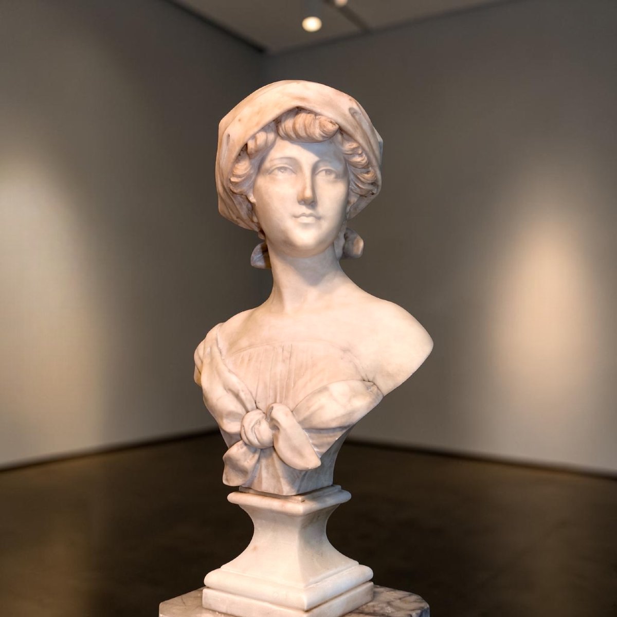Busto raffigurante una giovane fanciulla, Adolfo Cipriani -photo-2