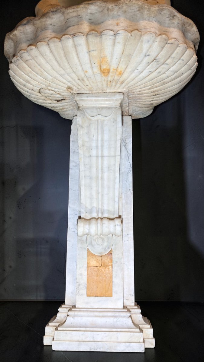 Fontana a conchiglia in Marmi Rari XVI° secolo -photo-2