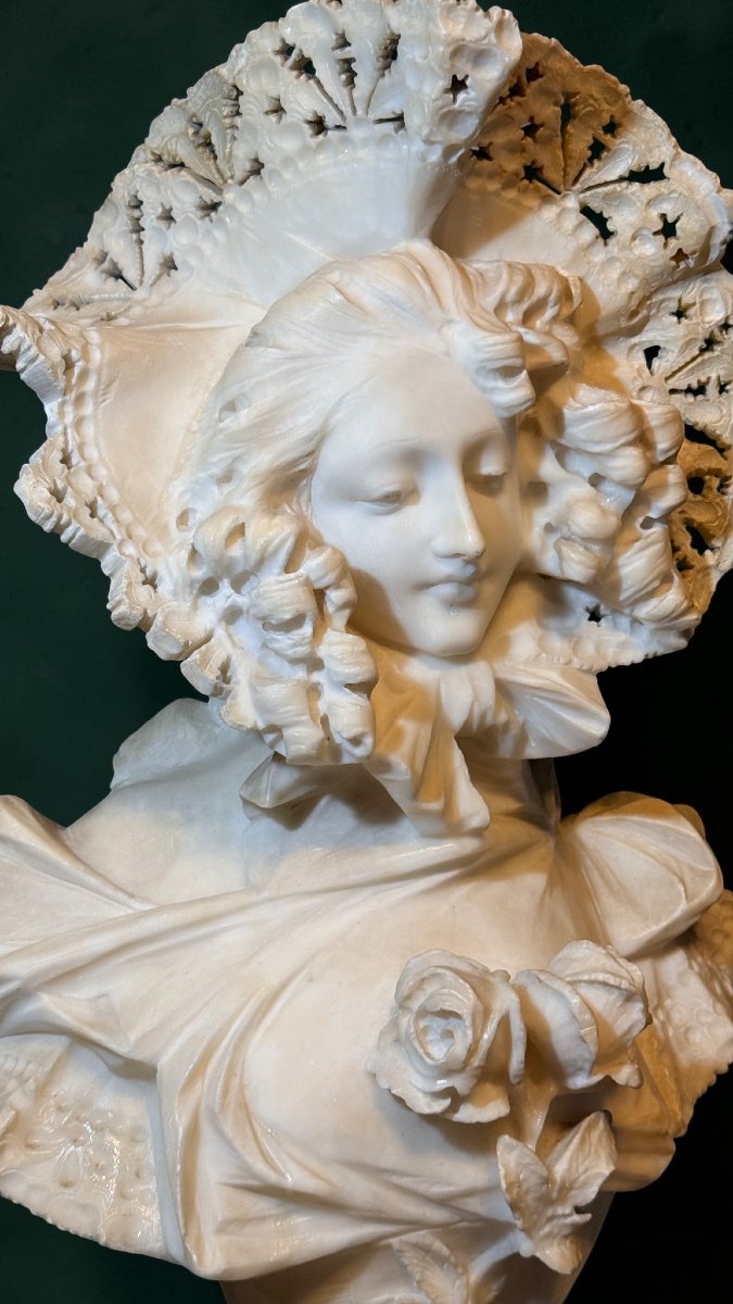 Busto giovane fanciulla sorridente con cappello di pizzo in Marmo -photo-6