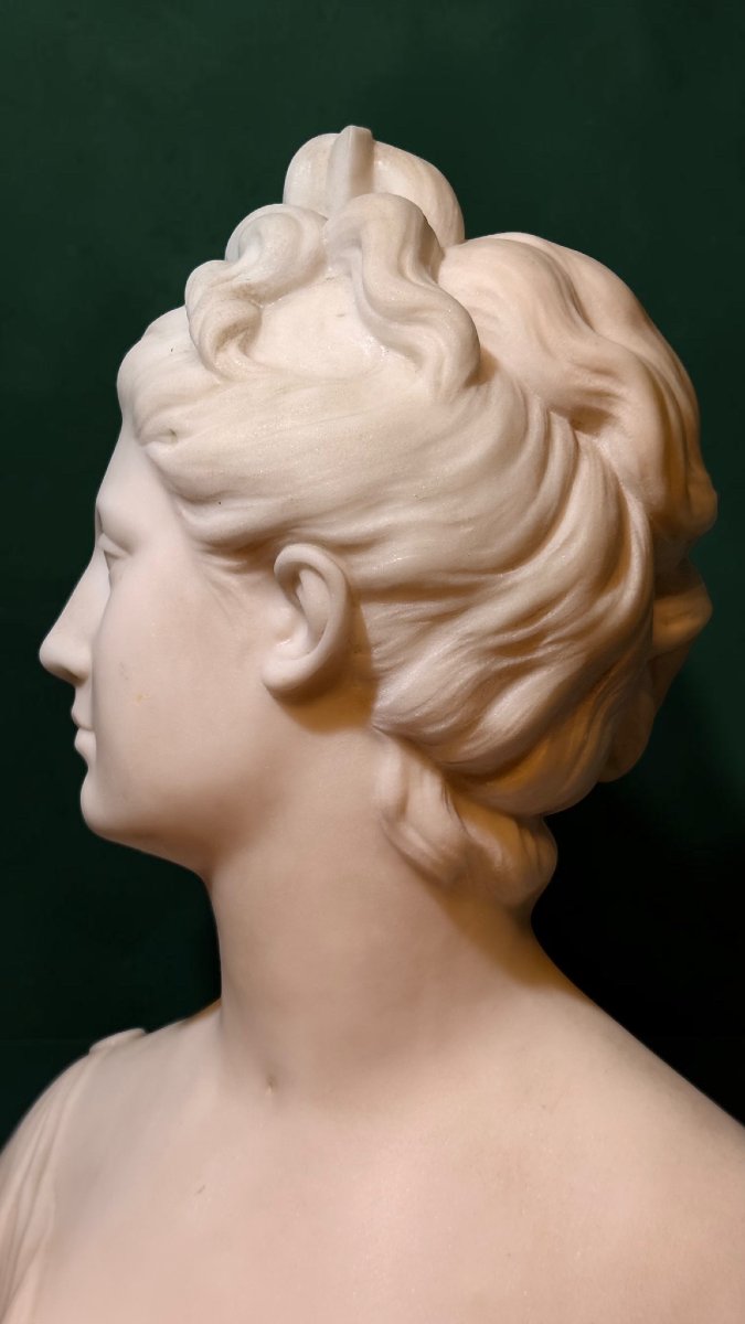 Busto raffigurante dea Aremide in Marmo Bianco Statuario di Carrara, Jean-Antoine Houdon XVIII°-photo-3