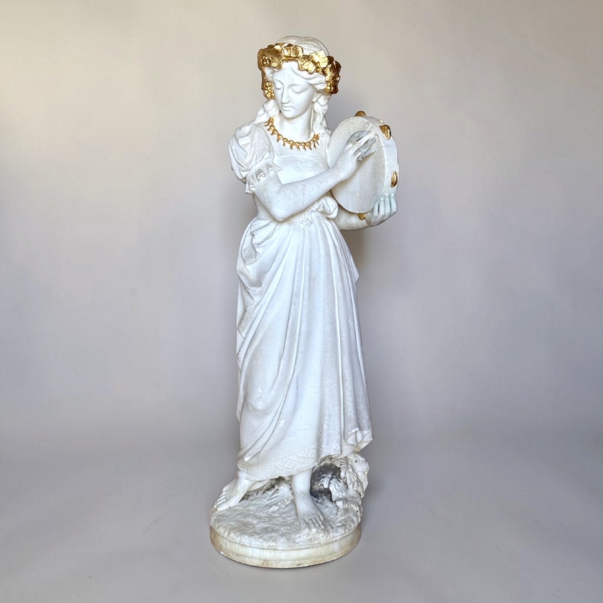 Statua Baccante neoclassica dea della musica, Marmo Bianco Statuario di Carrara 