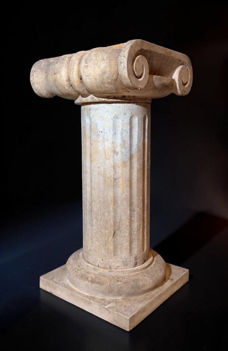 Coppia di Capitelli in Marmo Travertino Romano -photo-2
