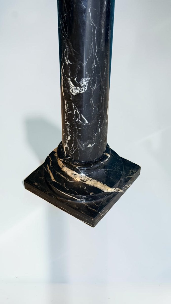 Colonna in Marmo Nero -photo-2