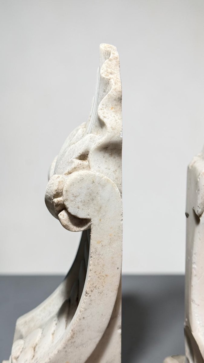 Coppia di Elementi Architettonici del XVIII secolo in Marmo Bianco Statuario di Carrara -photo-6