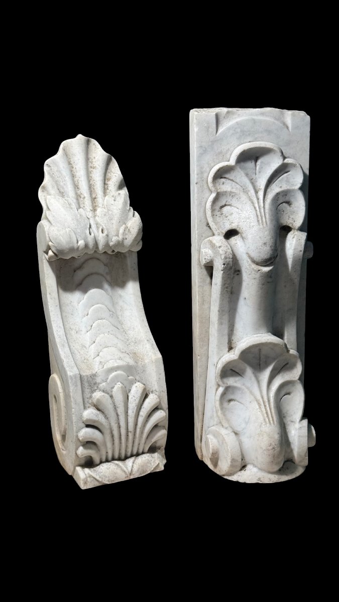 Coppia di Elementi Architettonici del XVIII secolo in Marmo Bianco Statuario di Carrara -photo-7