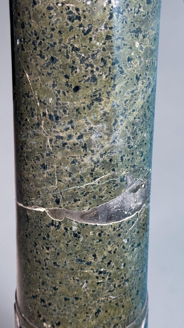 Colonna in Marmo Verde Alpi Serpentine -photo-2