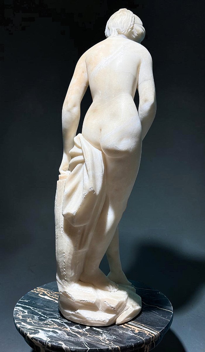 Statua raffigurante una giovane fanciulla nuda -photo-3