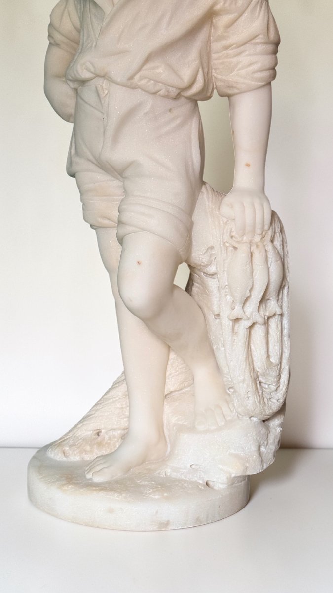 Statua raffigurante Masaniello (giovane pescatore) in Marmo Bianco Statuario di Carrara-photo-4