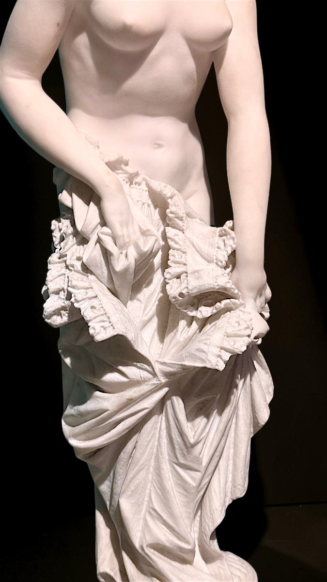 Statua raffigurante una giovane fanciulla nuda neoclassica, dal Museo Peter Kaus, Marmo Carrara-photo-7