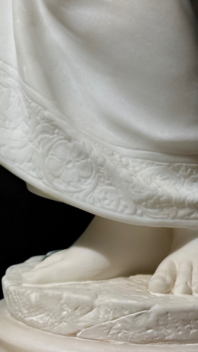 Statua raffigurante una giovane fanciulla con una brocca in mano, Marmo Bianco Carrara -photo-5