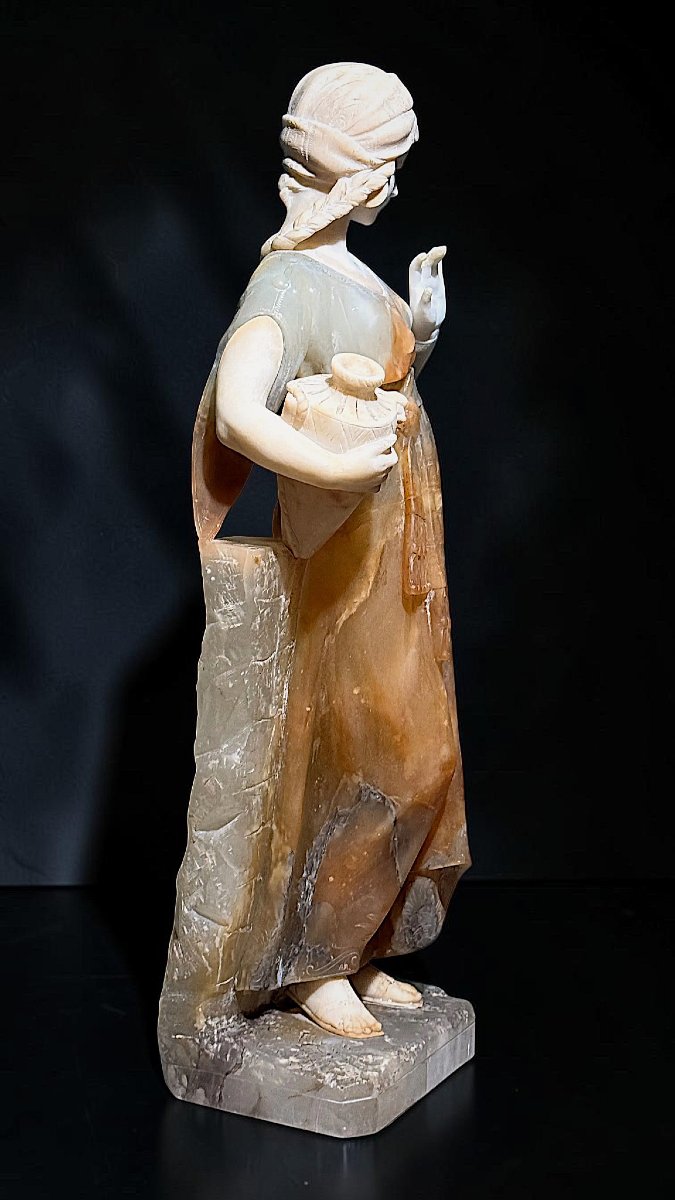 Statua raffigurante una giovane fanciulla sorridente con una Brocca, in Onice e Marmo -photo-7