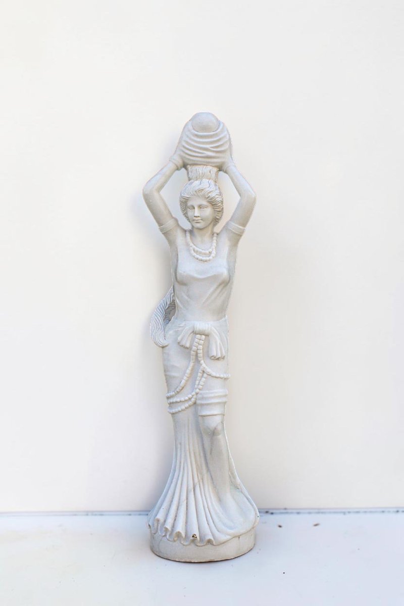 Statua raffigurante una giovane fanciulla sorridente con una brocca in mano, Marmo Bianco -photo-3