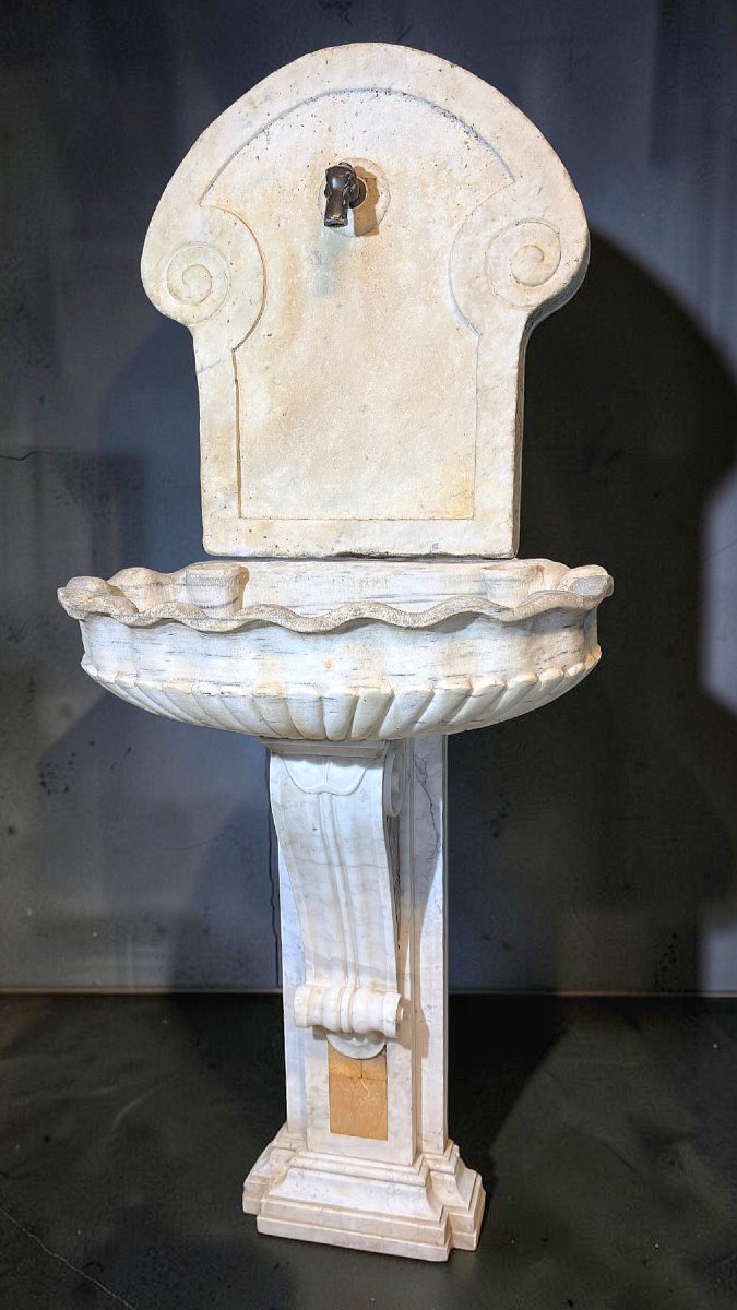 Fontana a Muro in Marmi Rari e vasca a forma di Conchiglia XVI° secolo -photo-7
