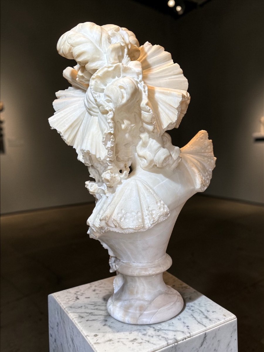 Busto raffigurante una giovane fanciulla sorridente con dedica d'amore sul retro-photo-3