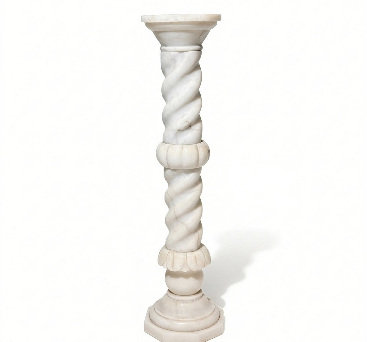 Capitello a Torcione in Marmo Bianco Statuario di Carrara 