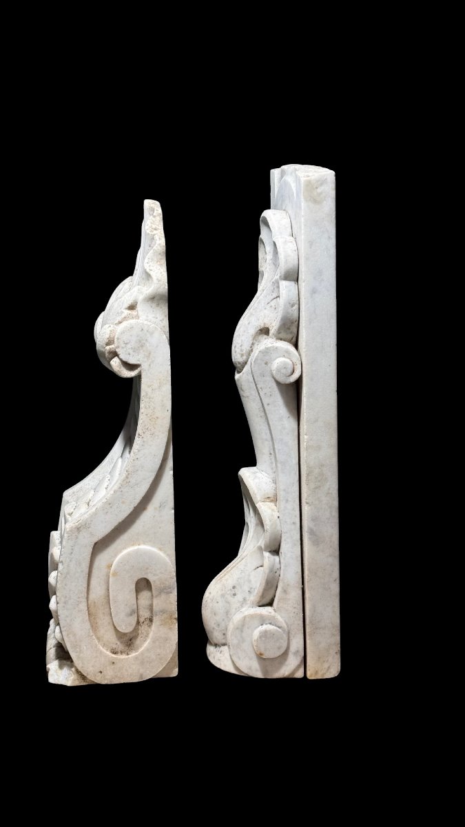 Coppia di Piccoli Elementi Architettonici decorativi in Marmo Bianco di Carrara -photo-3