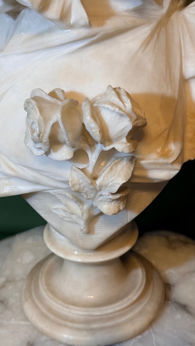 Busto fanciulla con Cappello -photo-1