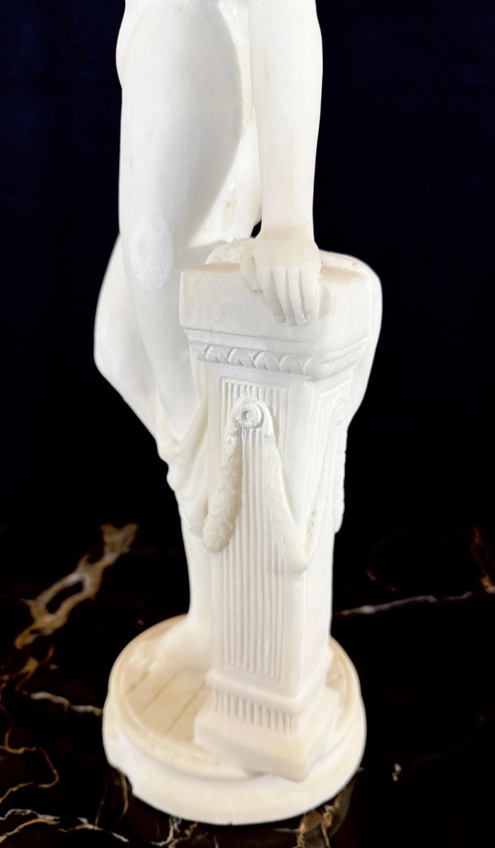 Statua raffigurante una giovane fanciulla nuda in Marmo Bianco Statuario di Carrara -photo-4