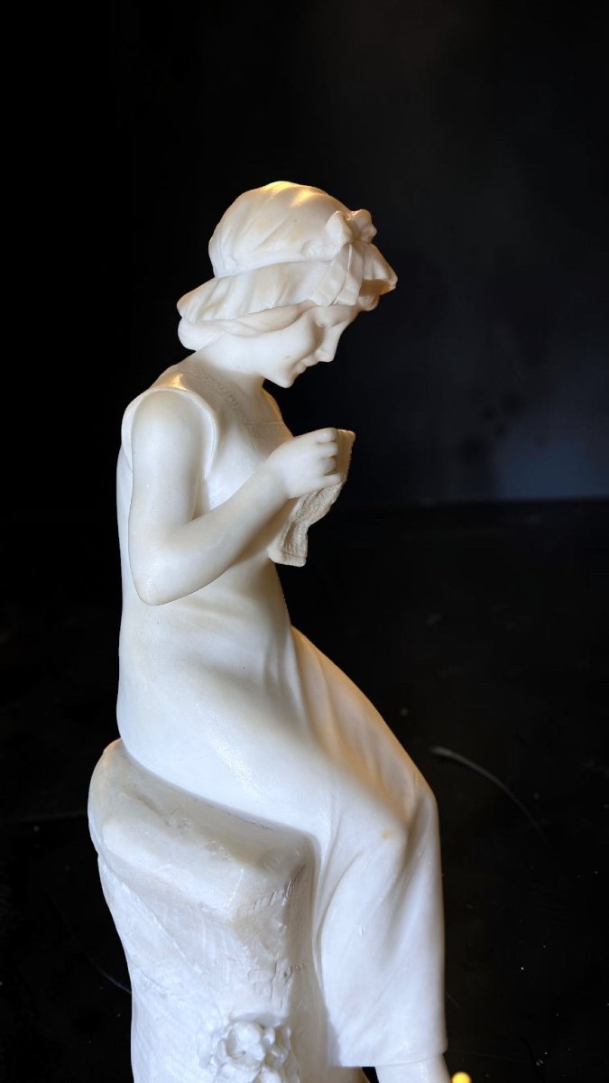 Statua fanciulla con Gomitolo di lana-photo-3