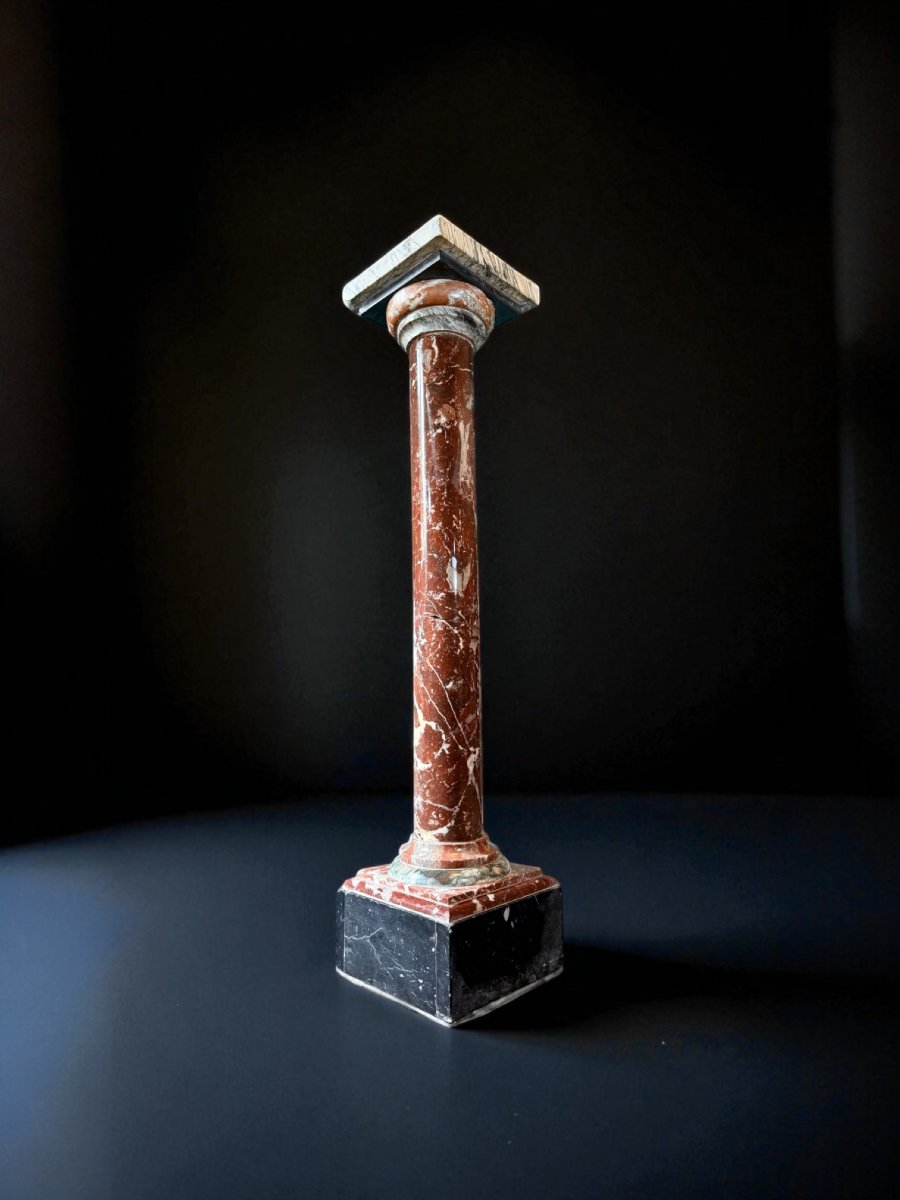 Colonna in Marmo Rosso -photo-2