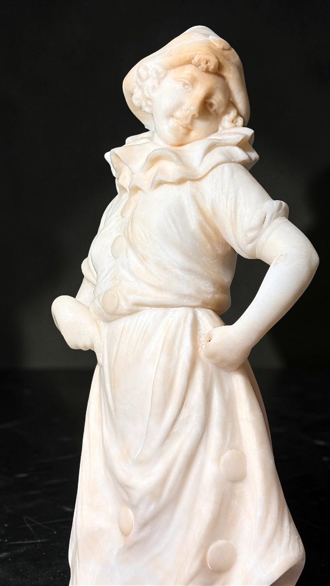 Statua raffigurante Colombina -photo-6