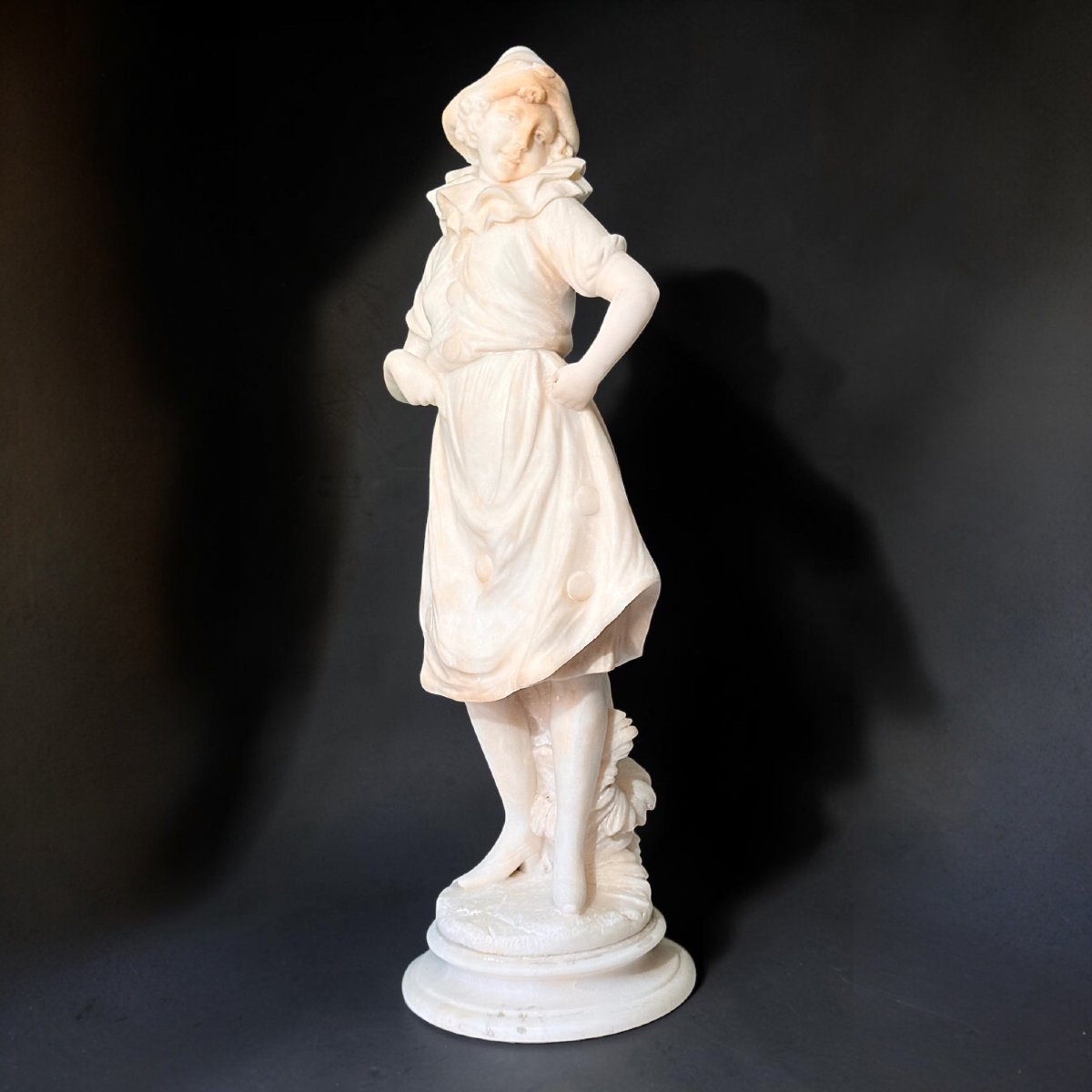Statua raffigurante Colombina -photo-7