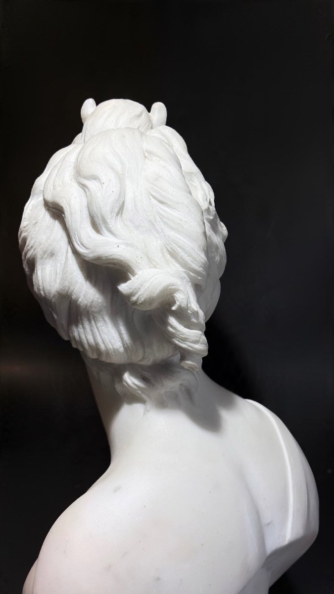 Busto raffigurante dea Artemide in Marmo Bianco Statuario di Carrara, Jean-Antoine Houdon 1741-photo-1