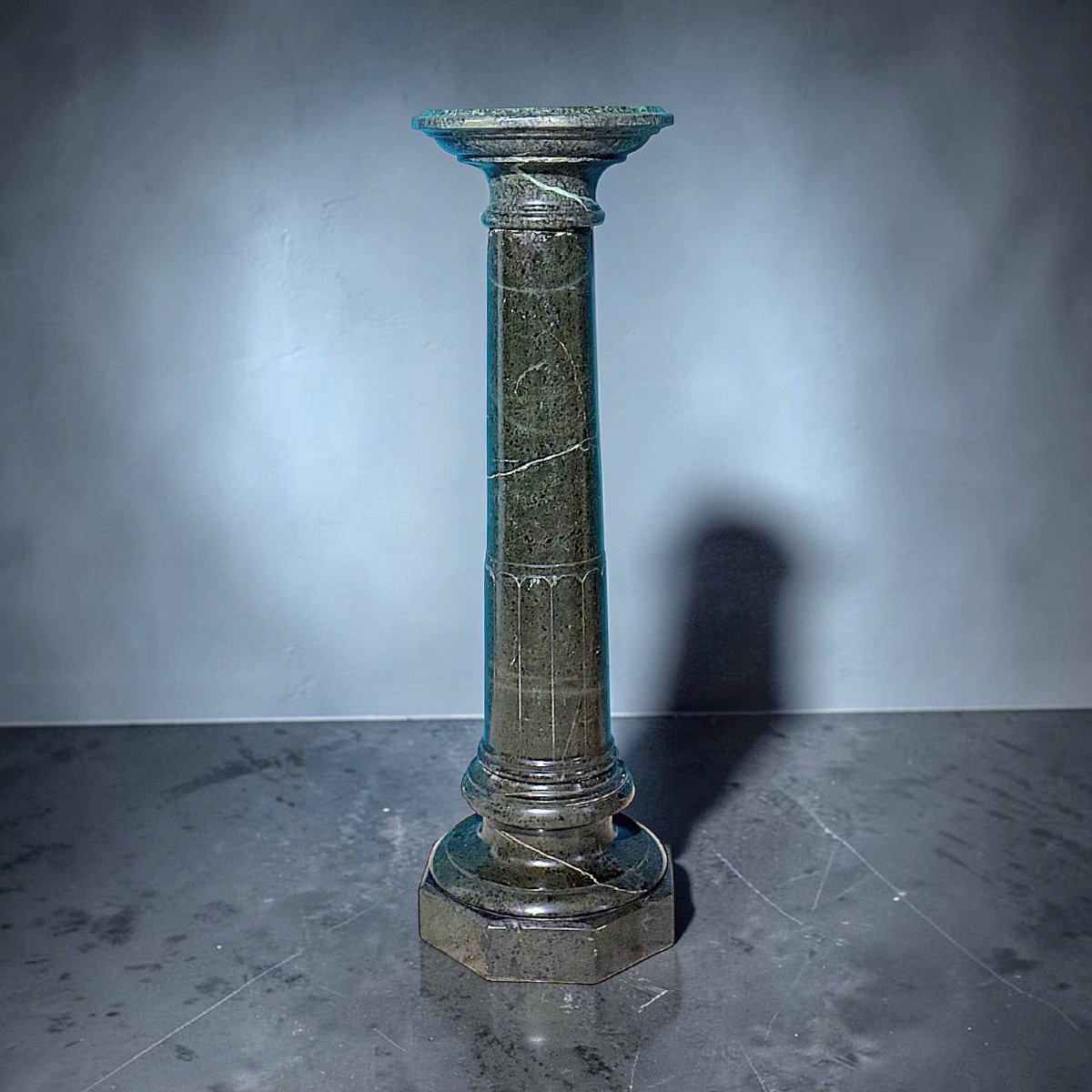 Colonna in Marmo Serpentino Alpi Verde -photo-7